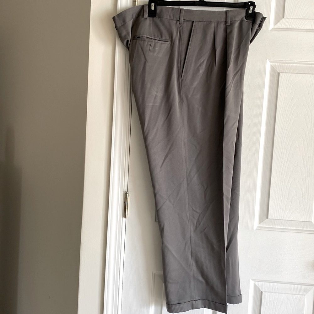 Men Gray Pleated Front Dress Pants With Extended Waist and Cuff Bottoms